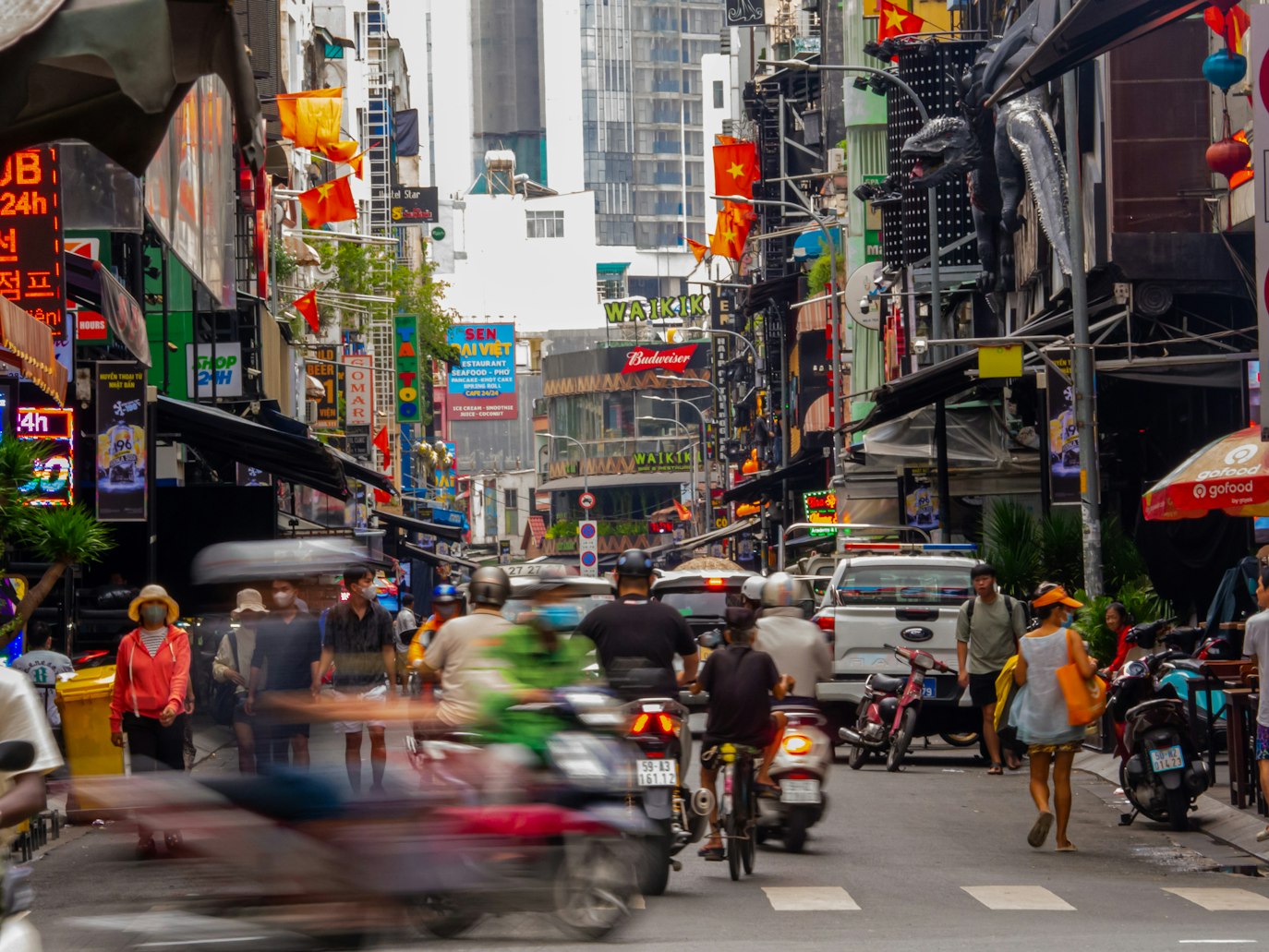 photo-1757049548894-4758a0251f27